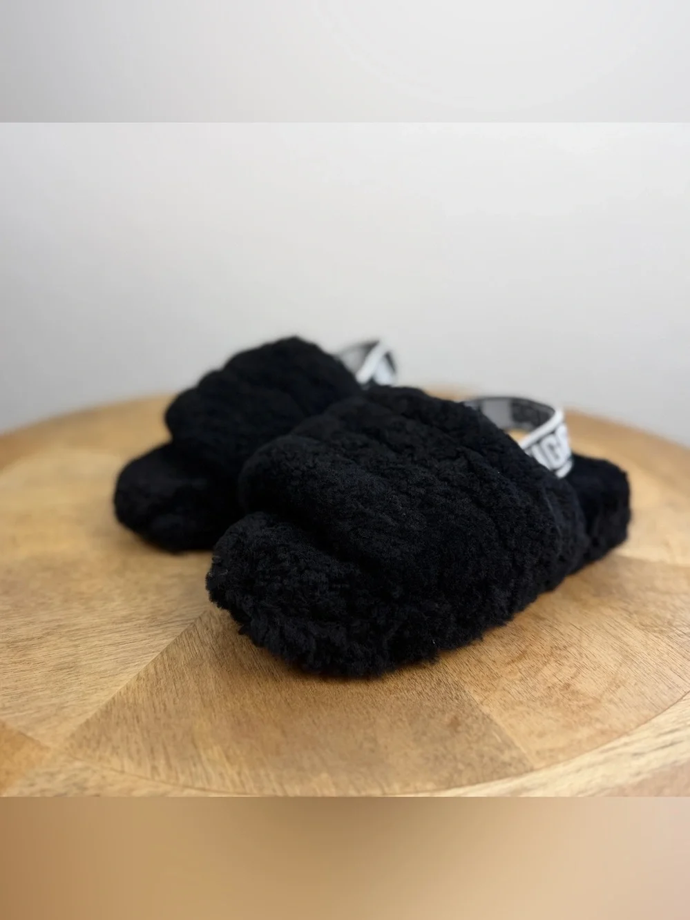 •UGGS• Kids Fluff Yea Slippers Slingback Size 1Y